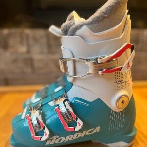 Kids ski Boots (Nordica Speedmachine 3)